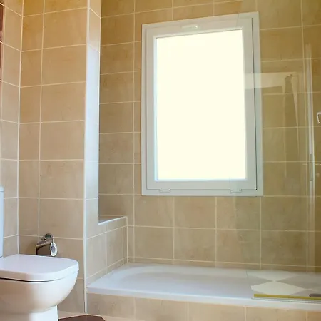 빌라 Silverhill 1 With Private Pool *