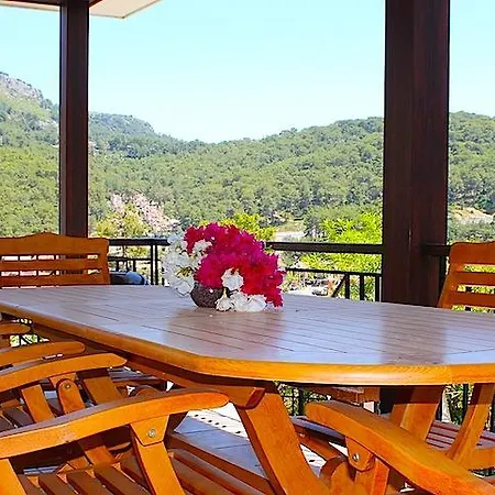 빌라 Silverhill 1 With Private Pool Cedit